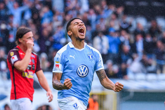 Malmö FFs Romain Gall jublar