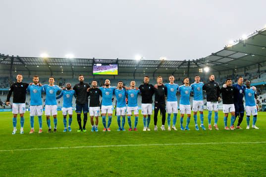 Malmö FFs spelare tackar publiken