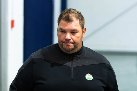 Rögles materialare Frederik Andersen