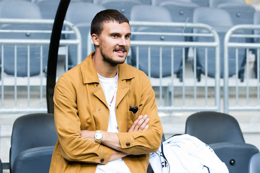 Djurgårdens Erik Berg innan fotbollsmatchen i Allsvenskan