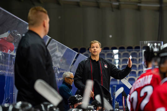 Malmö Redhawks assisterande tränare Martin Filander i
