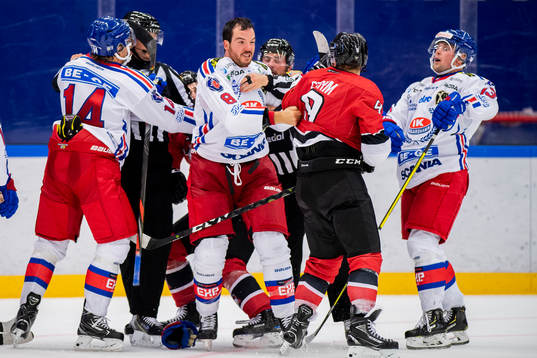 Malmö Redhawks Frederik Storm och Oskarshamns Simon