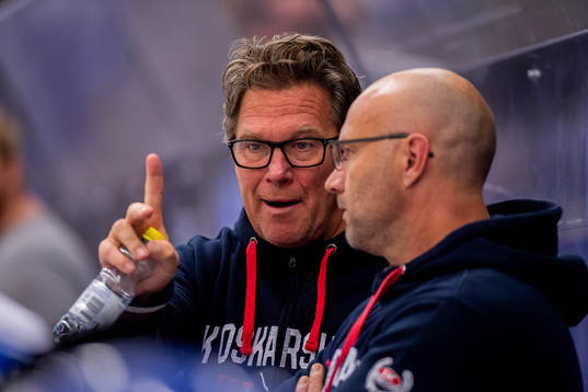 Oskarshamns tränare Håkan Åhlund och assisterande