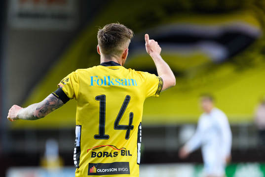 Elfsborgs Rasmus Alm gör tummen upp