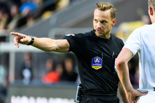 Domare Kristoffer Karlsson