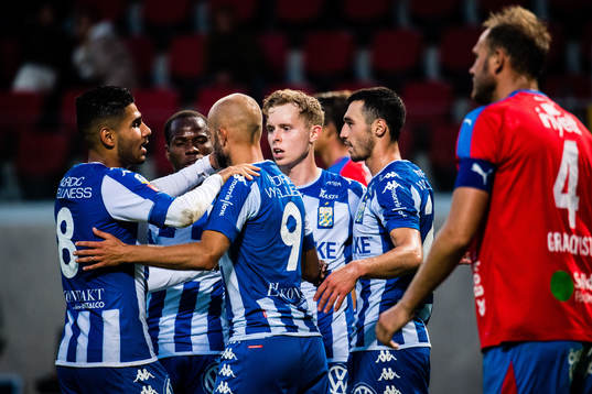 IFK Göteborgs spelare jublar