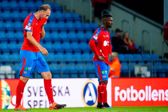 Helsingborgs Andreas Granqvist och Mohammed Abubakari deppar