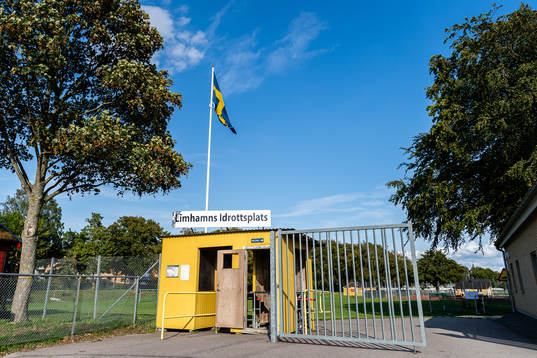 Generell vy över entrén till Limhamns Idrottsplats