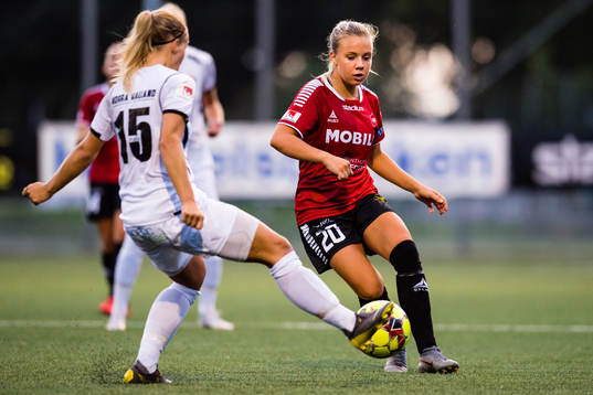 Kungsbackas Linnea Bjöörn och Limhamn Bunkeflos Jennie