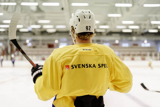 Henrik Åberg har vunnit en tävling vilket innebär att