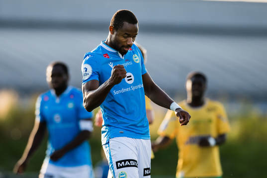 Kachi of Sandnes Ulf  celebrates