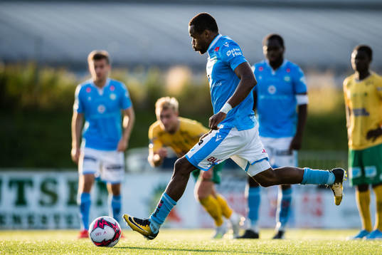 Kachi of Sandnes Ulf  scores 2-1