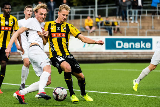 Qvidings Daniel Hermansson och Häckens Gustav Berggren