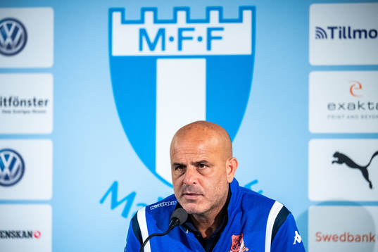Josef Abuksis, head coach of Bnei Yehuda