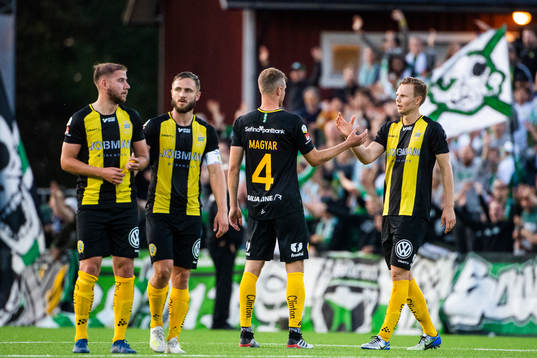 Hammarbys Richard Magyar jublar