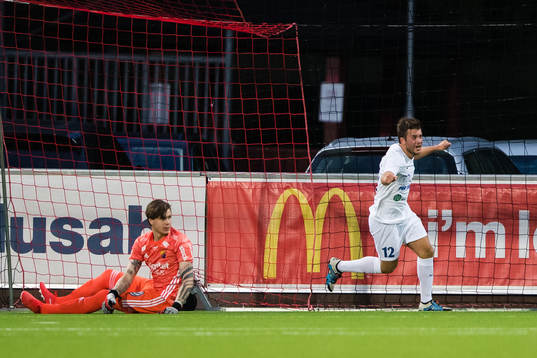 Djurgårdens målvakt Per Kristian Bråtveit deppar när