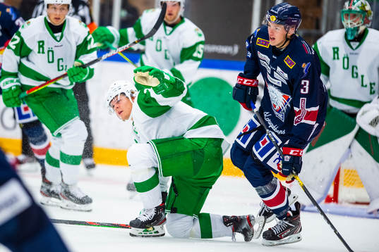 Rögles  Erlend Lesund och Linköpings William Kreu