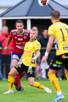 Gauthiods Wiktor Wersén och Elfsborgs Simon Strand