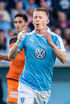 Anders Christiansen of Malmö FF  looks dejected