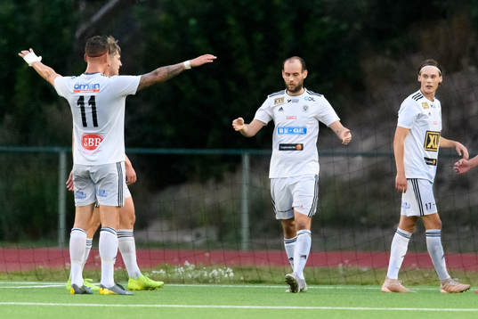 Oskarshamns Christopher Christensson jublar