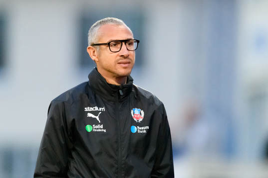 Helsingborgs tränare Henrik Larsson deppar