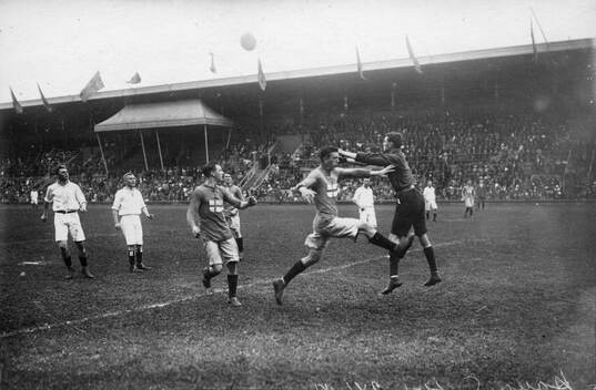 Fotboll, 24/8 1919. Holland-Sverige