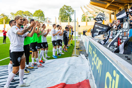 Örebro jublar och tackar publiken