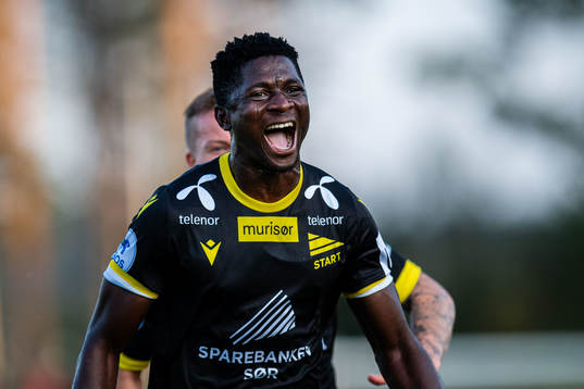 Afeez Aremu of Start celebrates