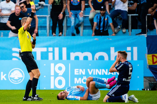 Djurgårdens Elliot Käck  varnas