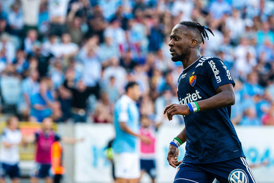 Djurgårdens Mohamed Buya Turay jublar