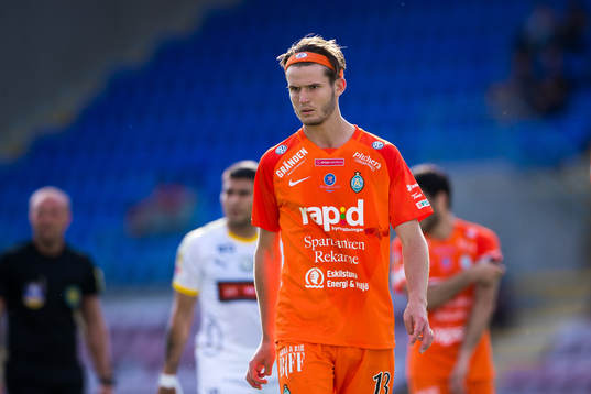 AFC Eskilstunas Wilhelm Loeper deppar