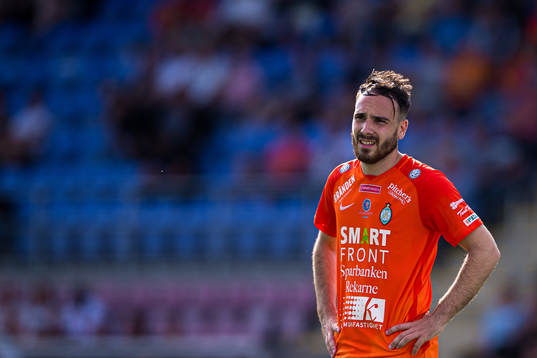 AFC Eskilstunas Dzenis Kozica