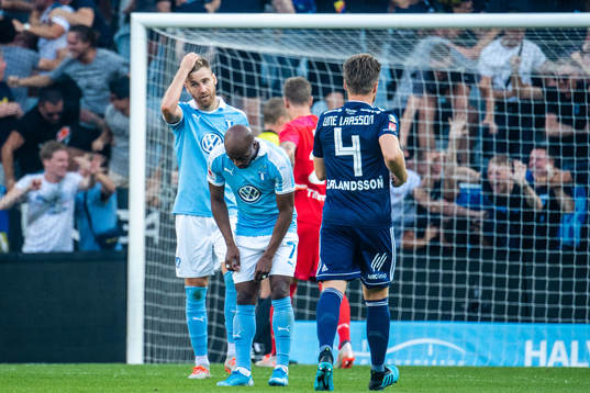 Malmö FFs Rasmus Bengtsson deppar