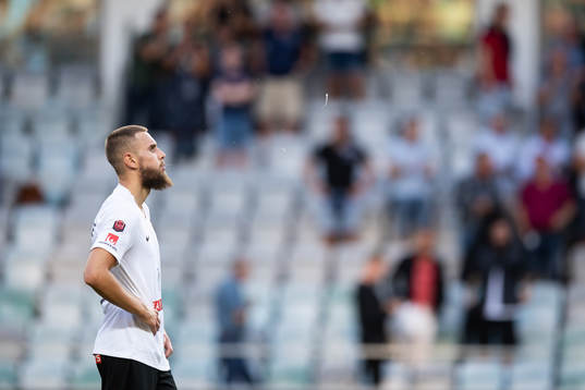 Brommapojkarnas Ali Suljic deppar