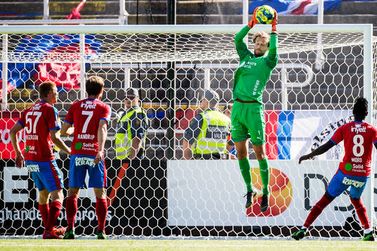 Helsingborgs målvakt Anders Lindegaard