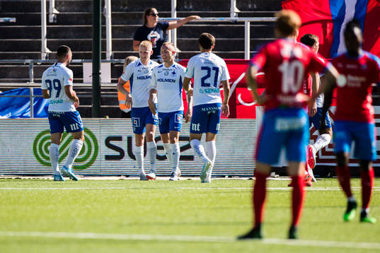 Helsingborgs Alexander Farnerud deppar samtidigt som IFK
