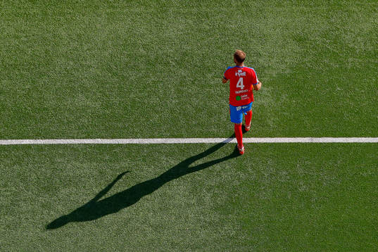 Helsingborgs Andreas Granqvist deppar och bär tillbaka