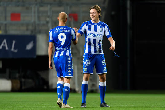IFK Göteborgs Robin Söder och Emil Holm jublar