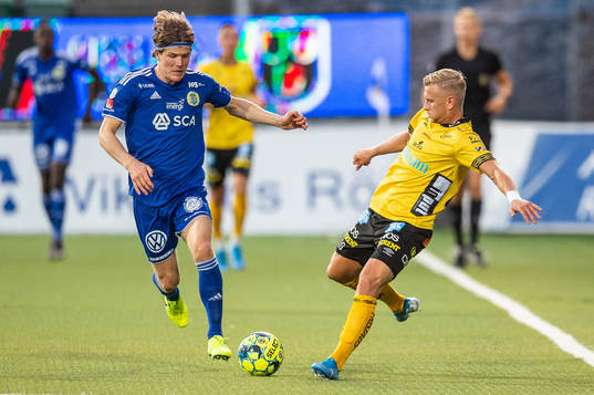 Sundsvalls Oliver Berg och Elfsborgs Simon Strand