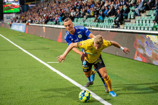 Elfsborgs Simon Strand och Sundsvalls Dennis Olsson