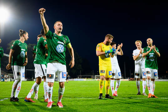 Bläddra bland fler bilder av Fotboll, Superettan, Halmstad - Jönköping