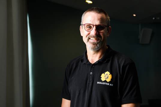 Tommy Samuelsson, head coach of Skellefteå poses for a