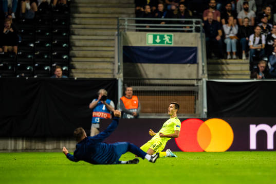 Amer Gojak of Dinamo Zagreb celebrates