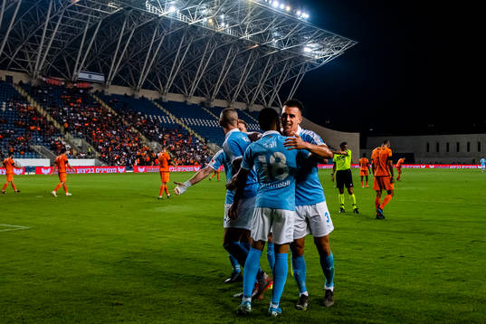 Guillermo Molins of Malmö FF celebrates