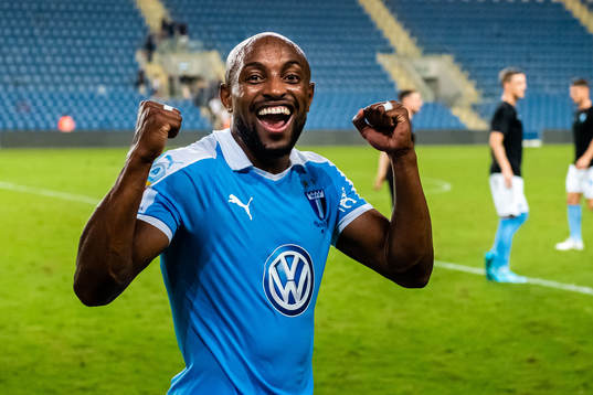 Fouad Bachirou of Malmö FF celebrates
