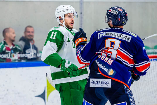 Rögles Mattias Sjögren och Växjös Oliver Bohm