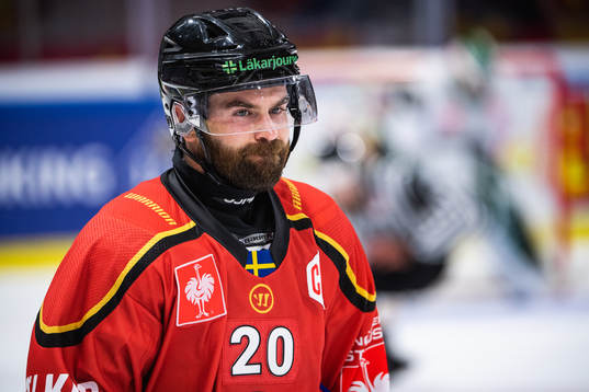 Jack Connolly of Luleå looks dejected