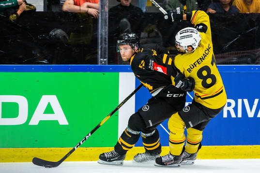 Arvid Lundberg of Skellefteå and Thomas Rüfenacht of Bern