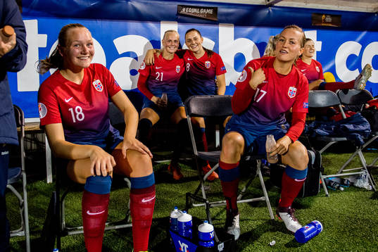 Frida Maanum, Karina Sævik, Vilde Bøe Risa and Kristine