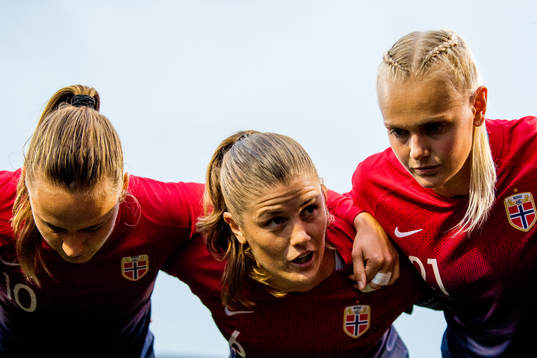 Caroline Graham Hansen, Maren Mjelde and Karina Sævik of